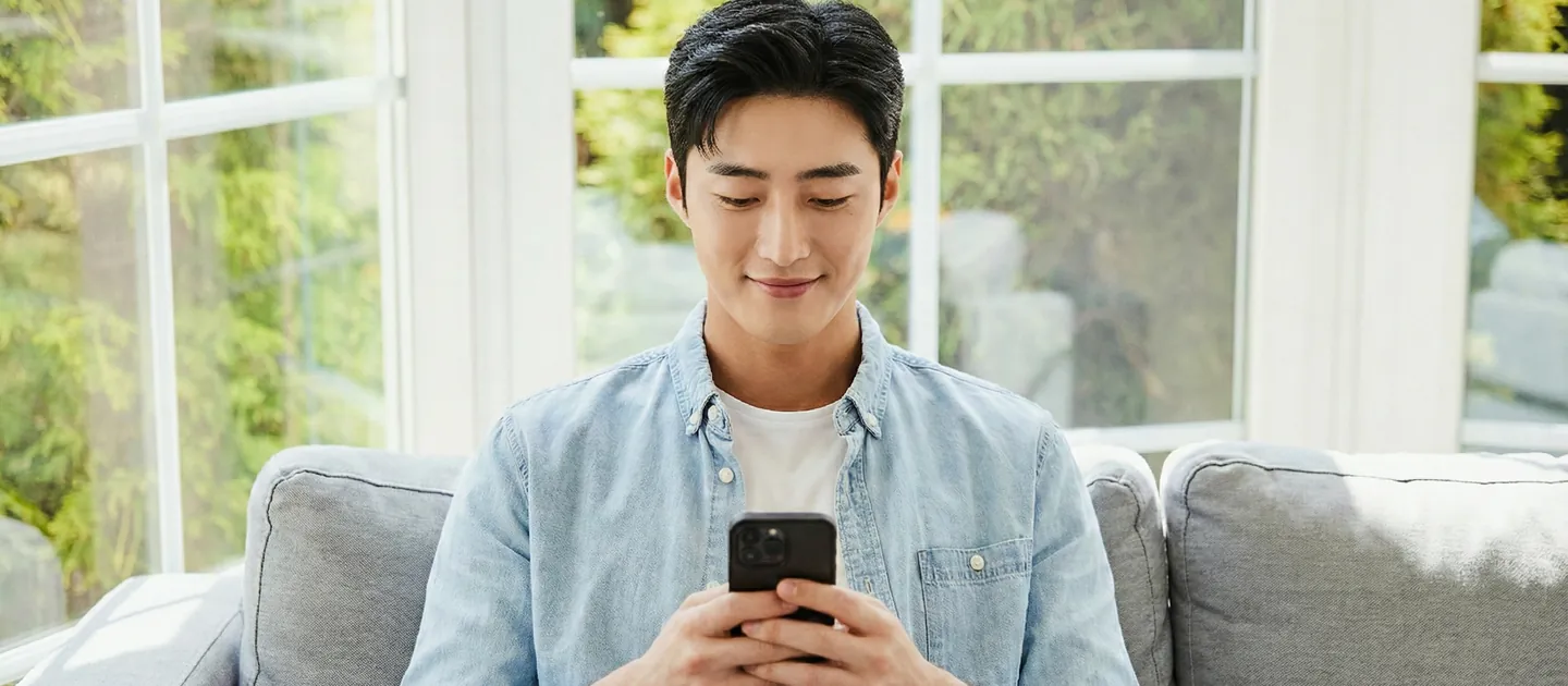 결과 기록 상담을 진행하는 장면을 담은 참고 사진
